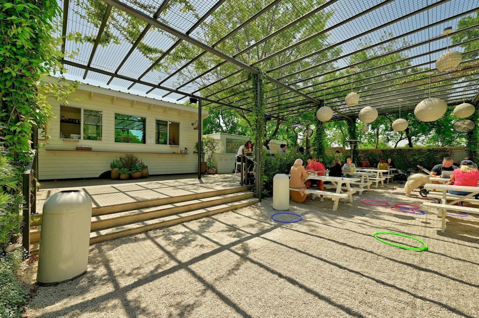 Austin Apartment: 2401 Winsted Ln