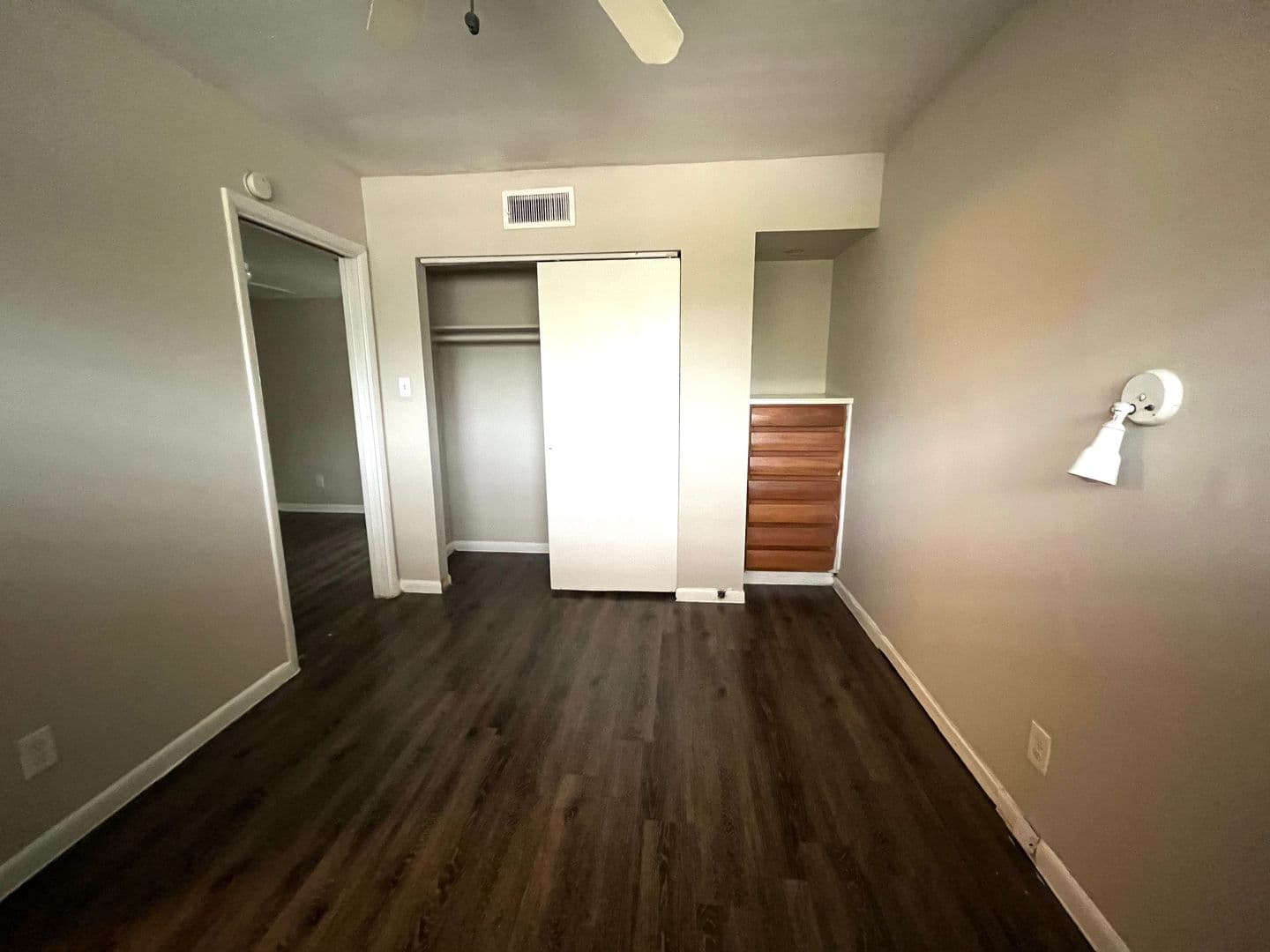 Austin Apartment: 3304 Red River