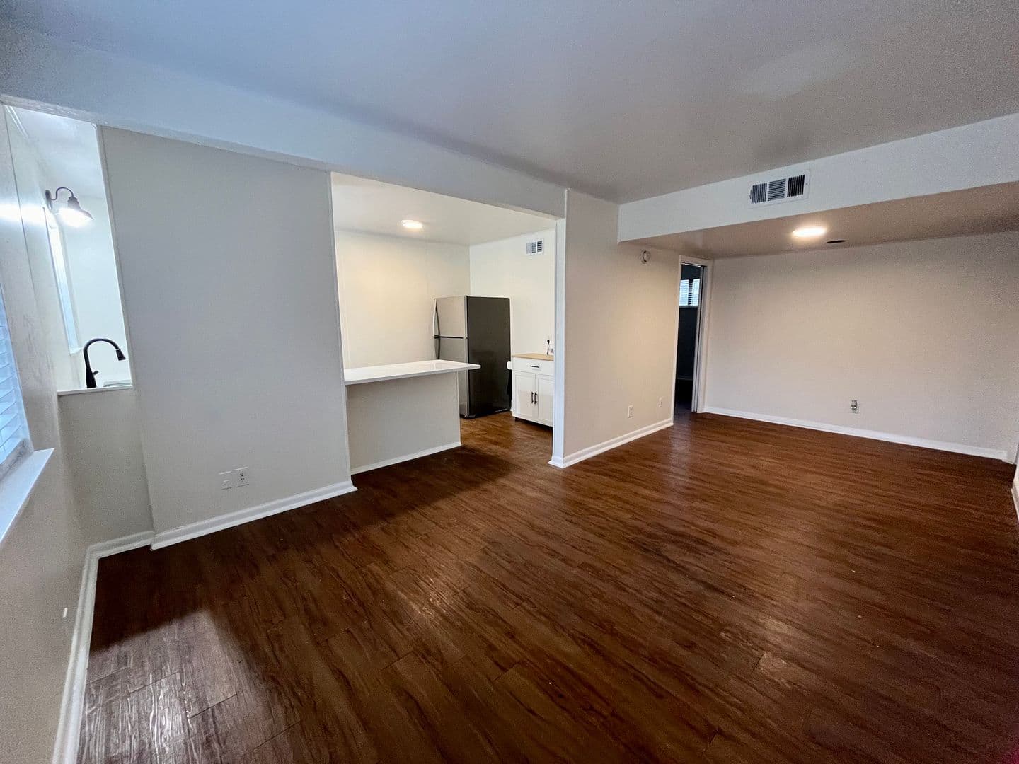 Austin Apartment: 3304 Red River