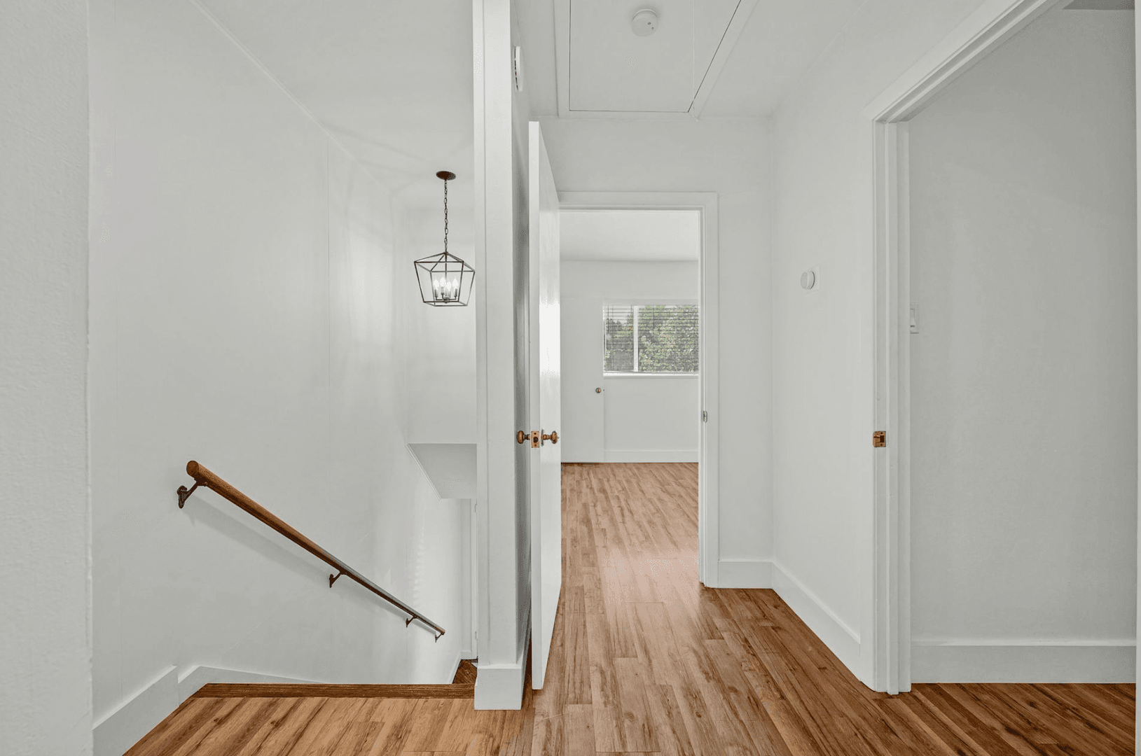 Austin Apartment: 2401 Winsted Ln
