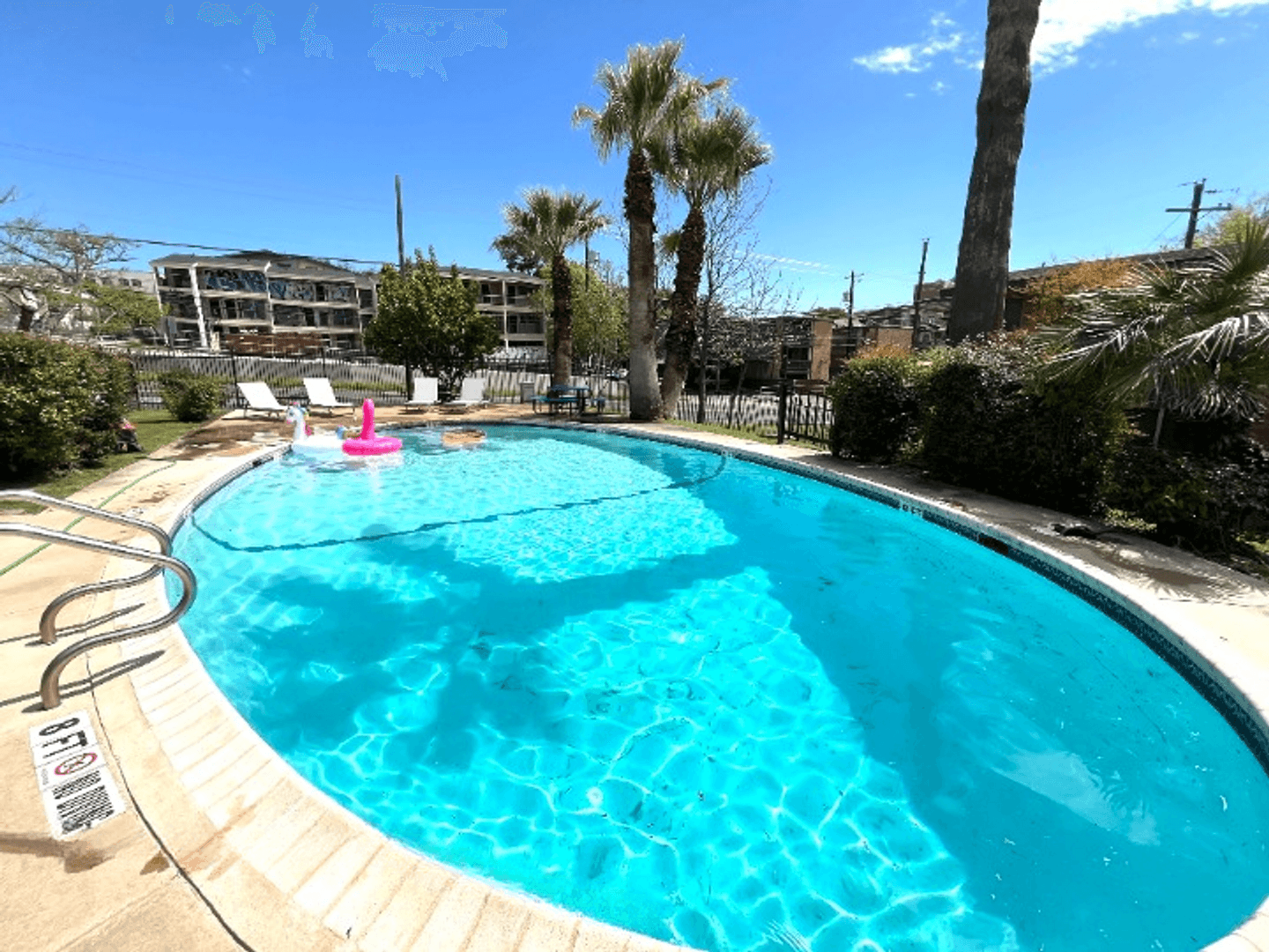 Austin Apartment: 3304 Red River