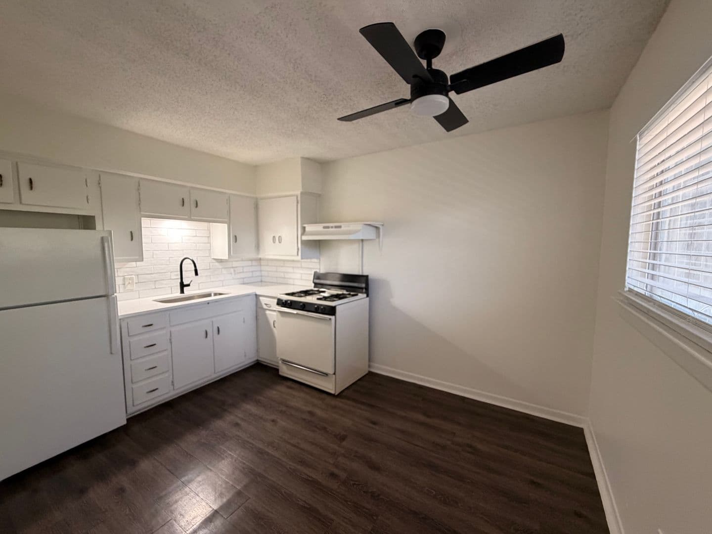 Austin Apartment: 3106 Duval Street