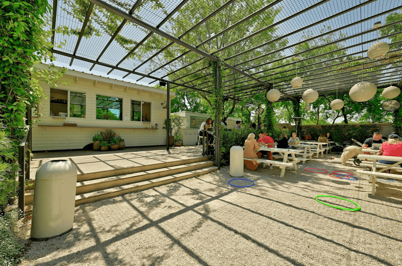Austin Apartment: 2401 Winsted Ln