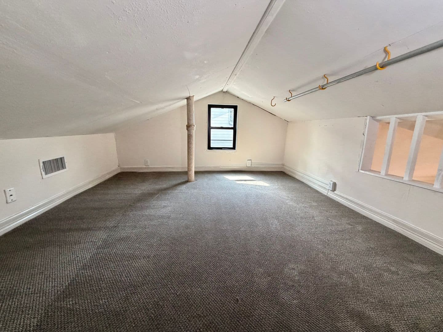 Austin House: 1410 W 51st St
