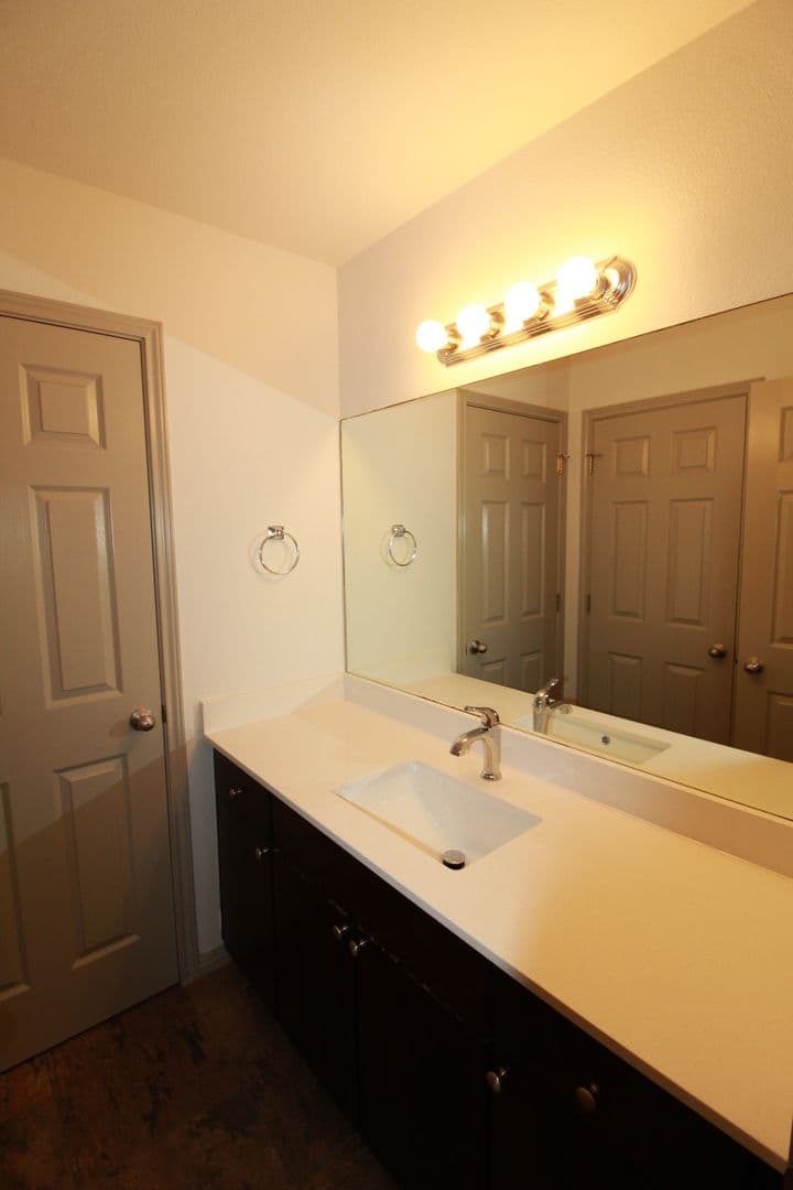 Austin House: 5414-A Grover Avenue