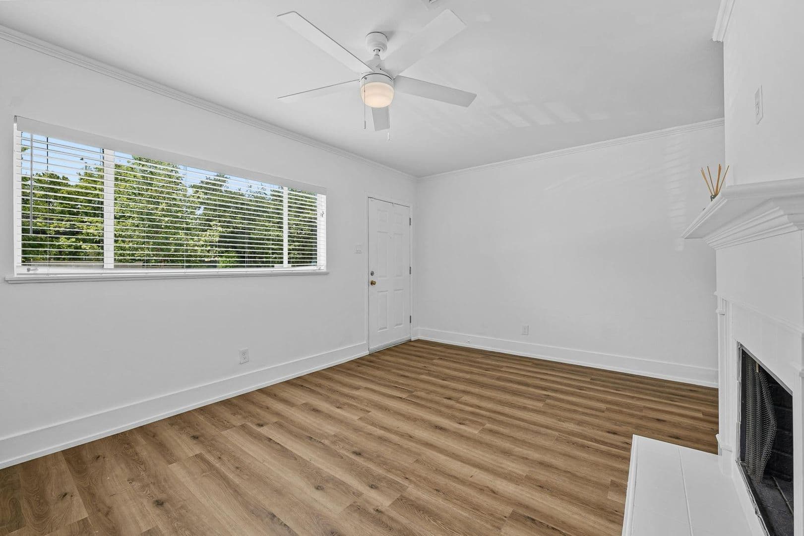 Austin Apartment: 2401 Winsted Ln