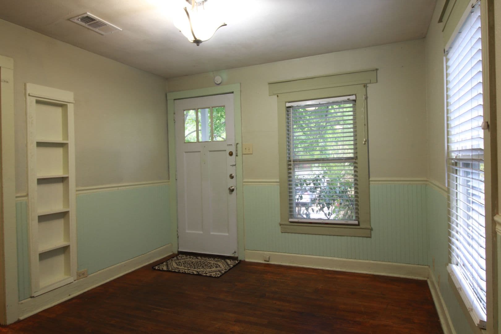 Austin House: 3107 Whitis