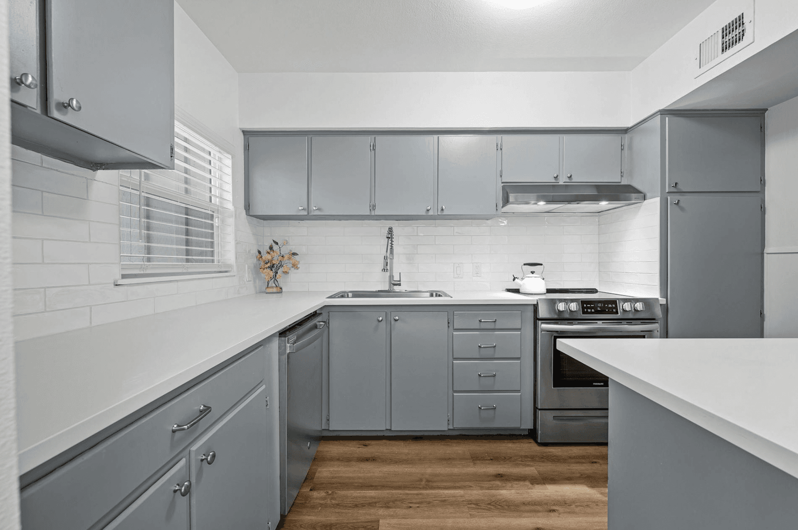 Austin Apartment: 2401 Winsted Ln
