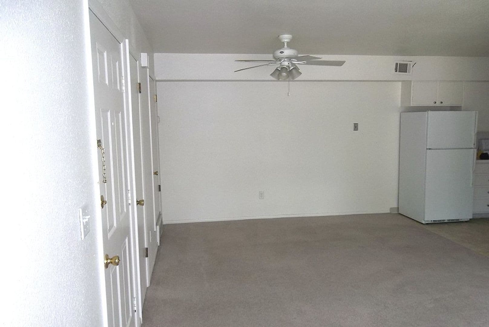 Fort Collins Apartment: 2115 West Plum Street