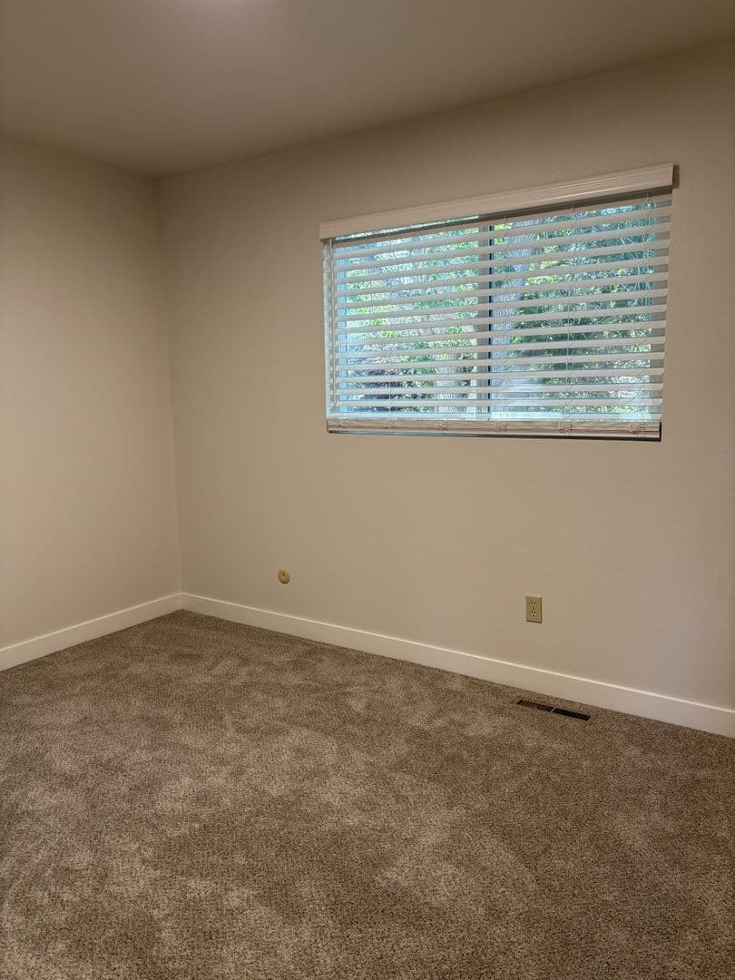 Fort Collins House: 1425 Lakeshore Drive
