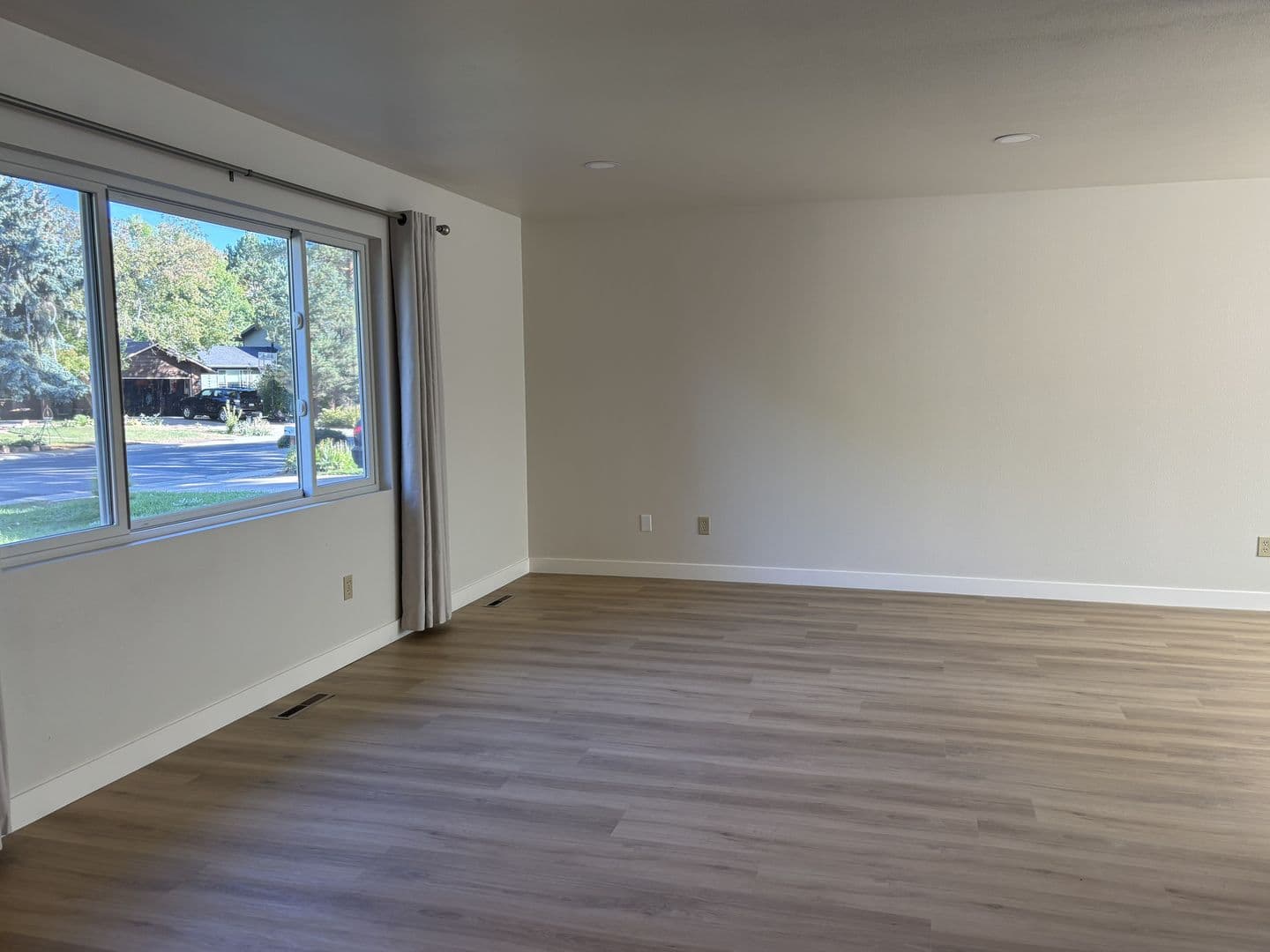 Fort Collins House: 1425 Lakeshore Drive