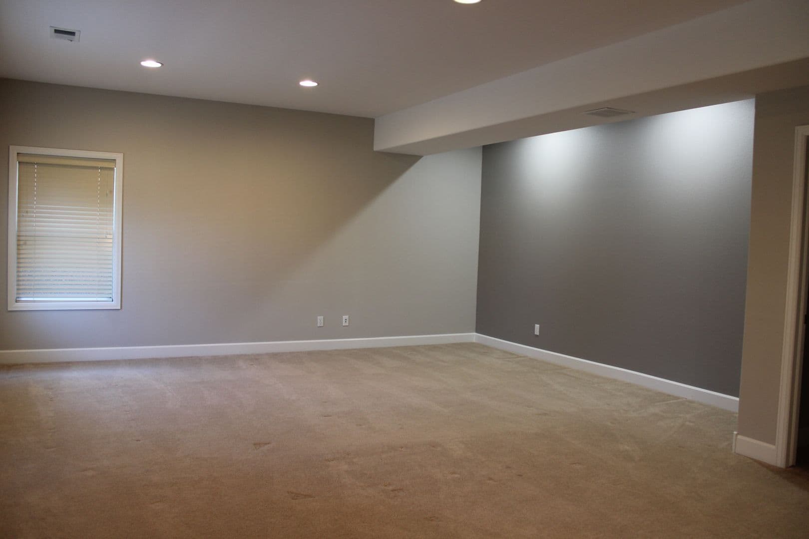 Windsor House: 8236 Hidden Cove Court