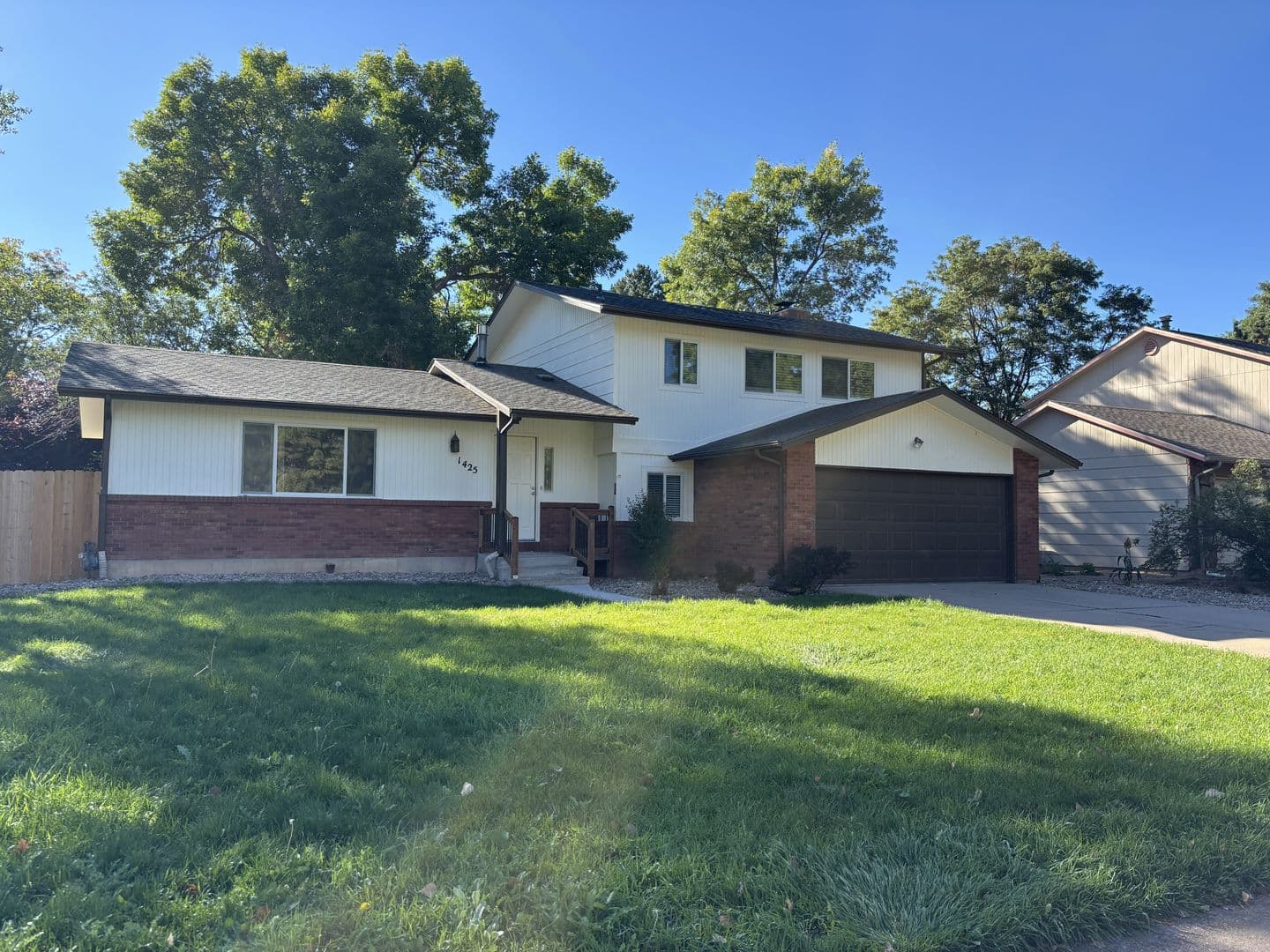 Fort Collins House: 1425 Lakeshore Drive