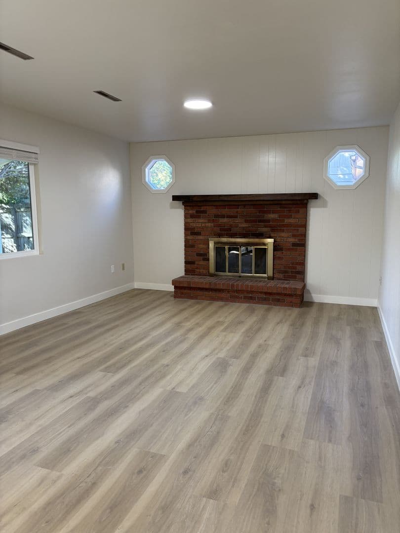 Fort Collins House: 1425 Lakeshore Drive