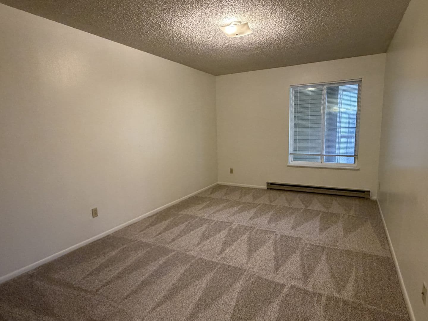Fort Collins Condo: 1672 Riverside Ave (Tran)