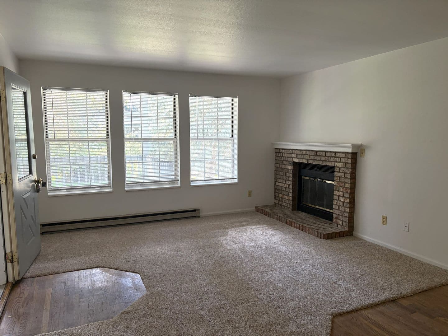 Fort Collins Townhome: 1601 W. Swallow Rd. F5