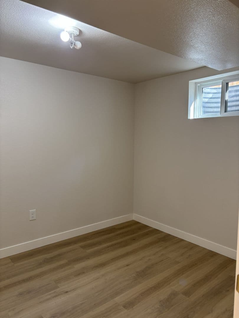 Fort Collins House: 1425 Lakeshore Drive