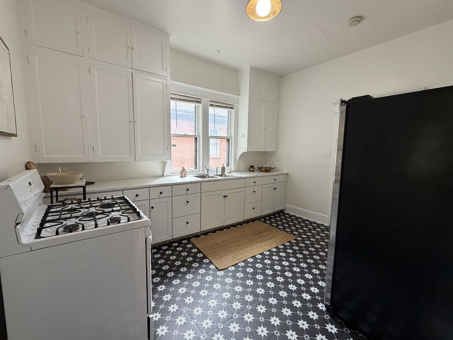 Fort Collins House: 604 S Meldrum Street