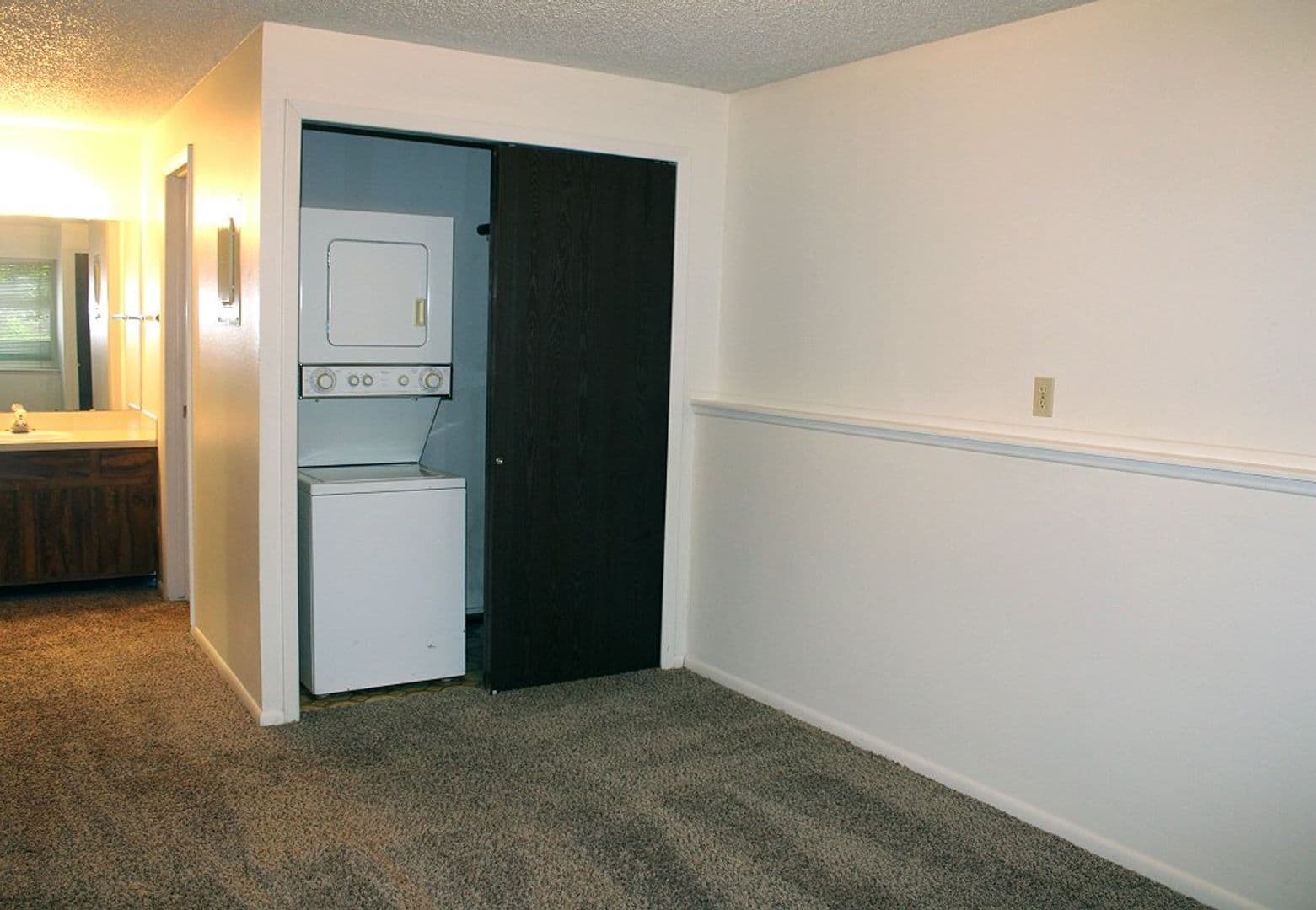 Fort Collins Condo: 1672 Riverside Ave (Tran)