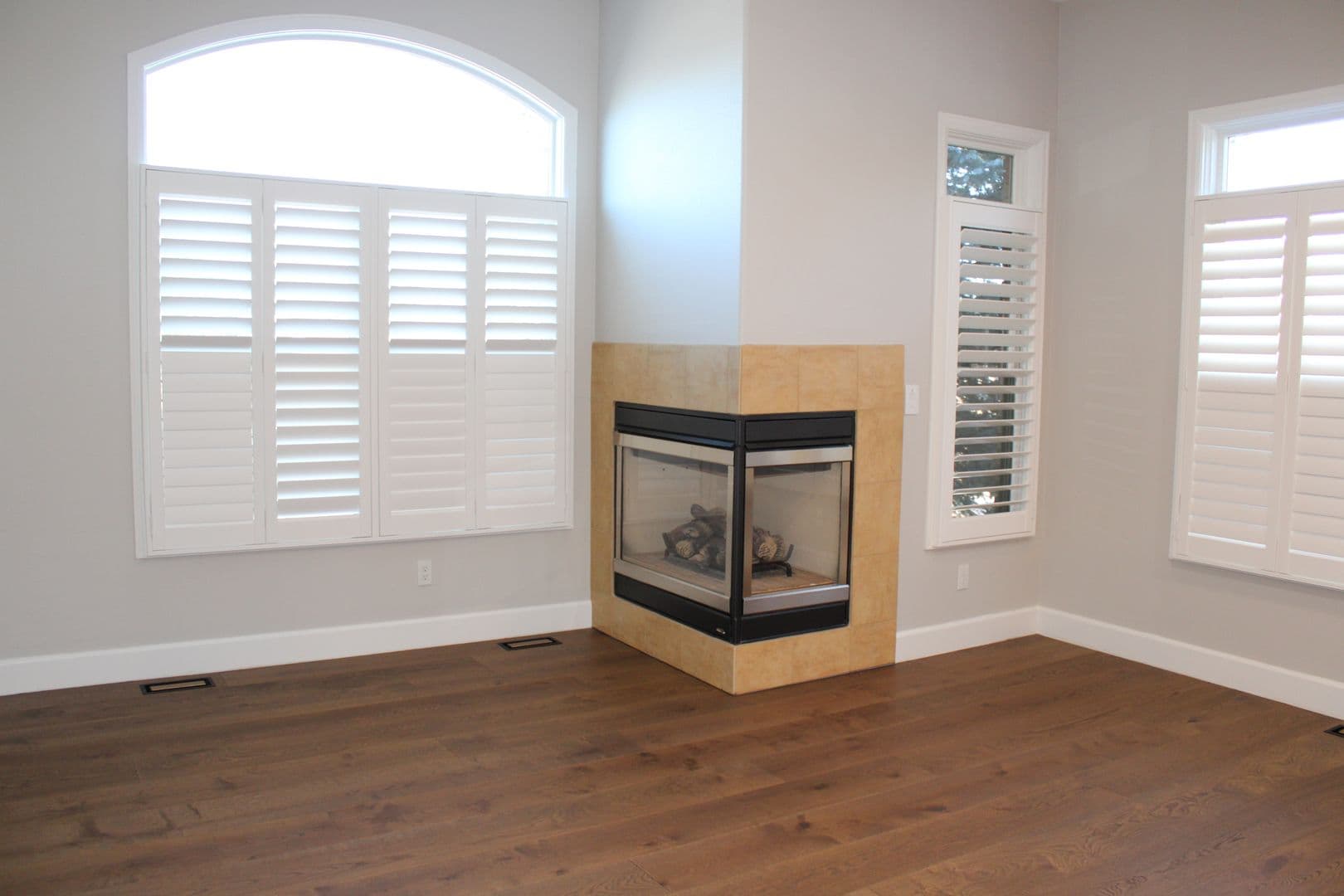 Windsor House: 8236 Hidden Cove Court