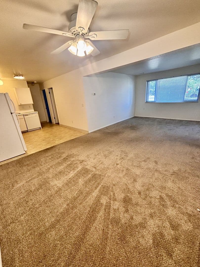 Fort Collins Apartment: 2115 West Plum Street