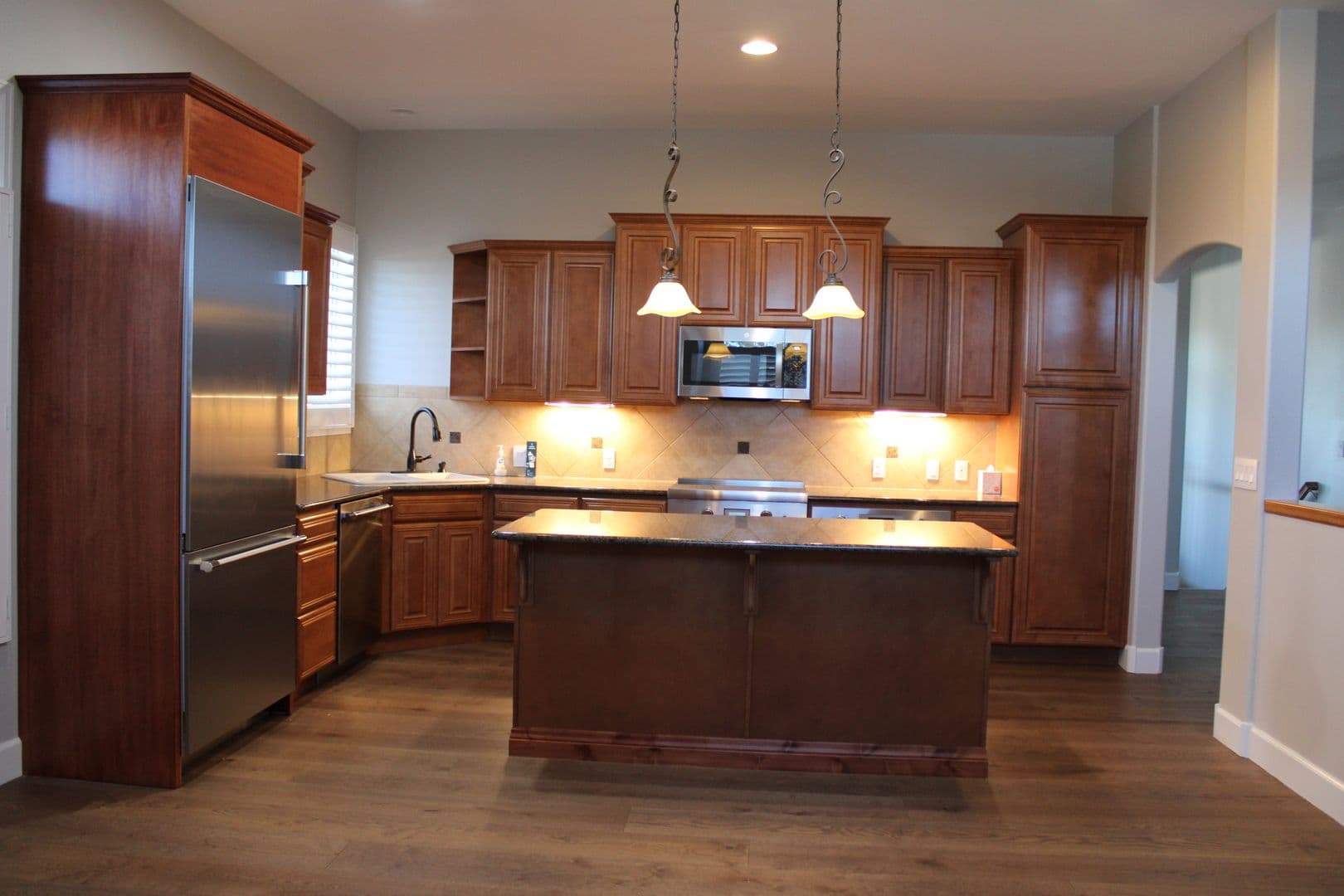 Windsor House: 8236 Hidden Cove Court