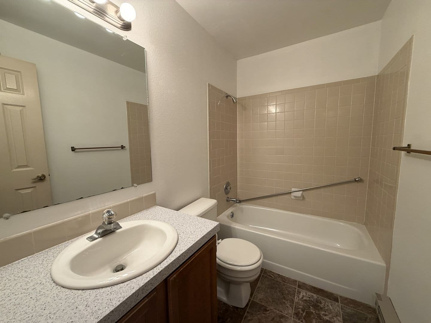 Fort Collins Townhome: 1601 W. Swallow Rd. F5
