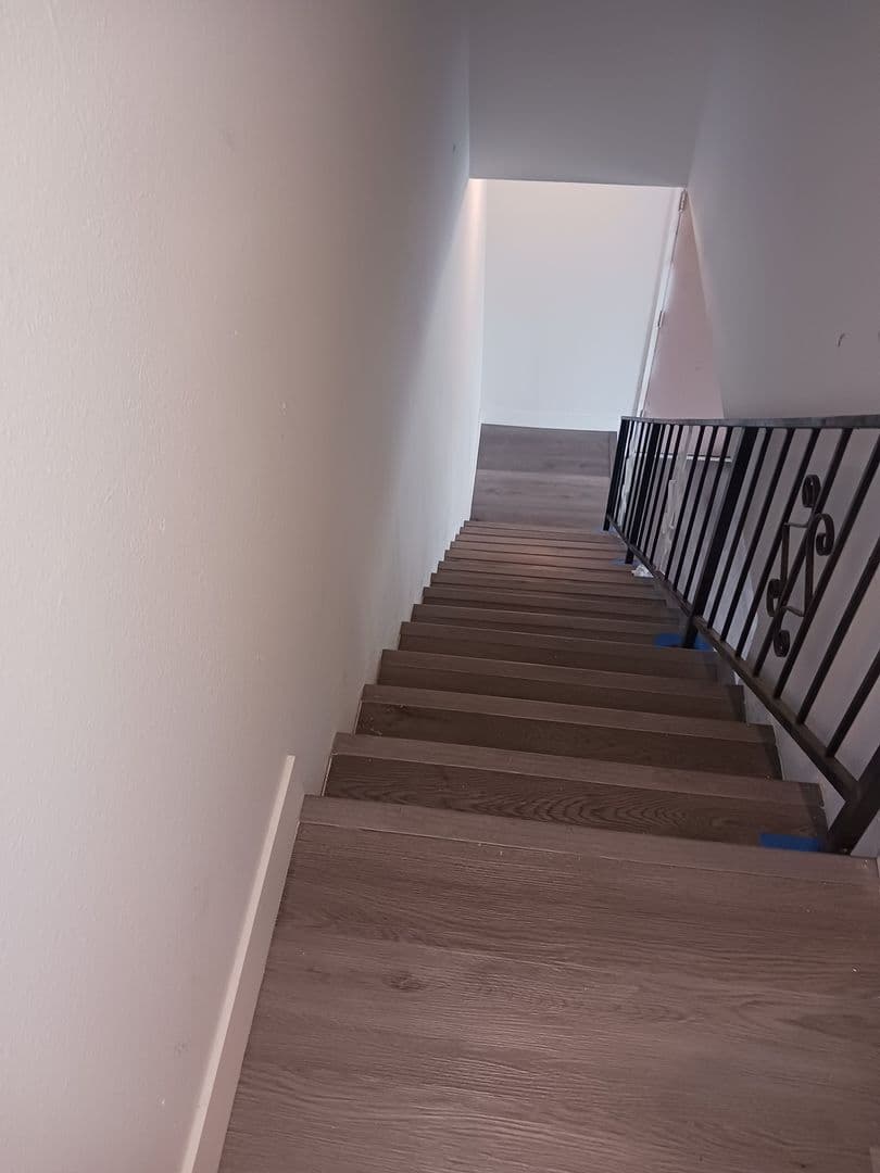 Van Nuys Apartment: 7107 Kester Ave
