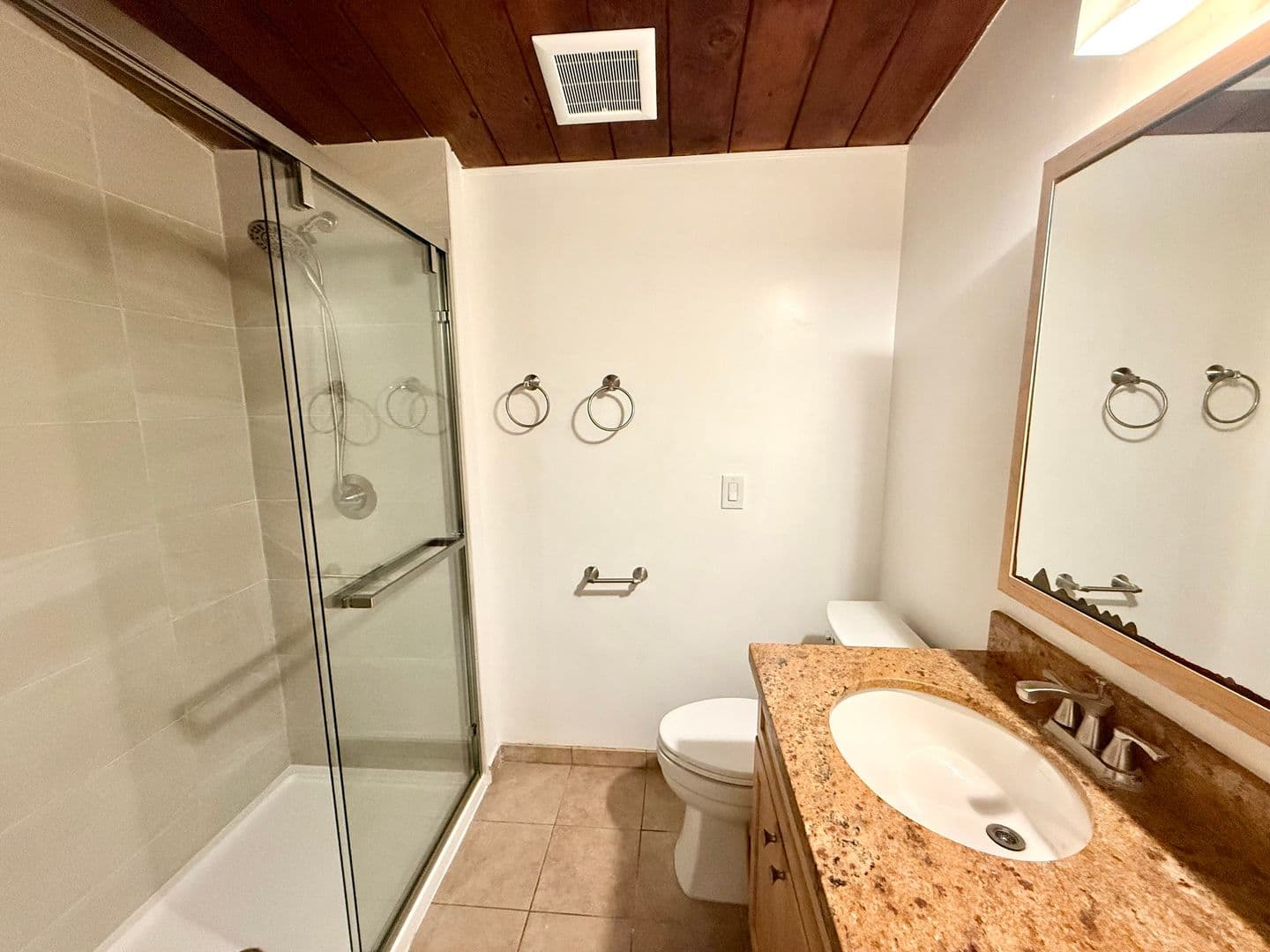 Torrance House: 4628 Sepulveda Blvd