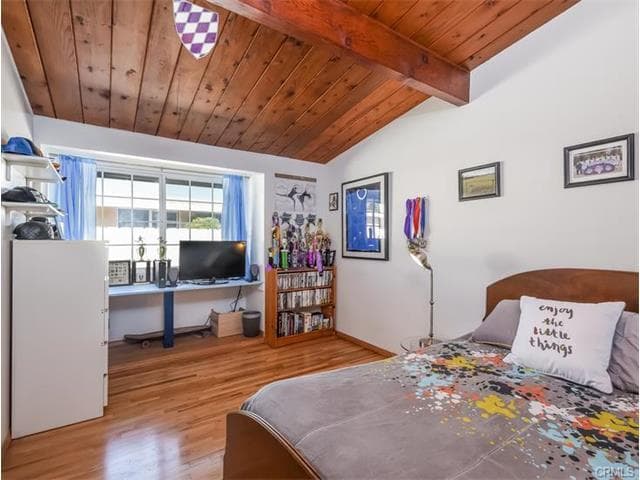 Torrance House: 4628 Sepulveda Blvd