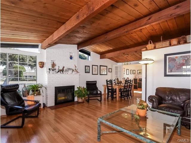 Torrance House: 4628 Sepulveda Blvd