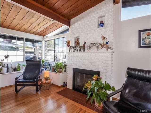Torrance House: 4628 Sepulveda Blvd