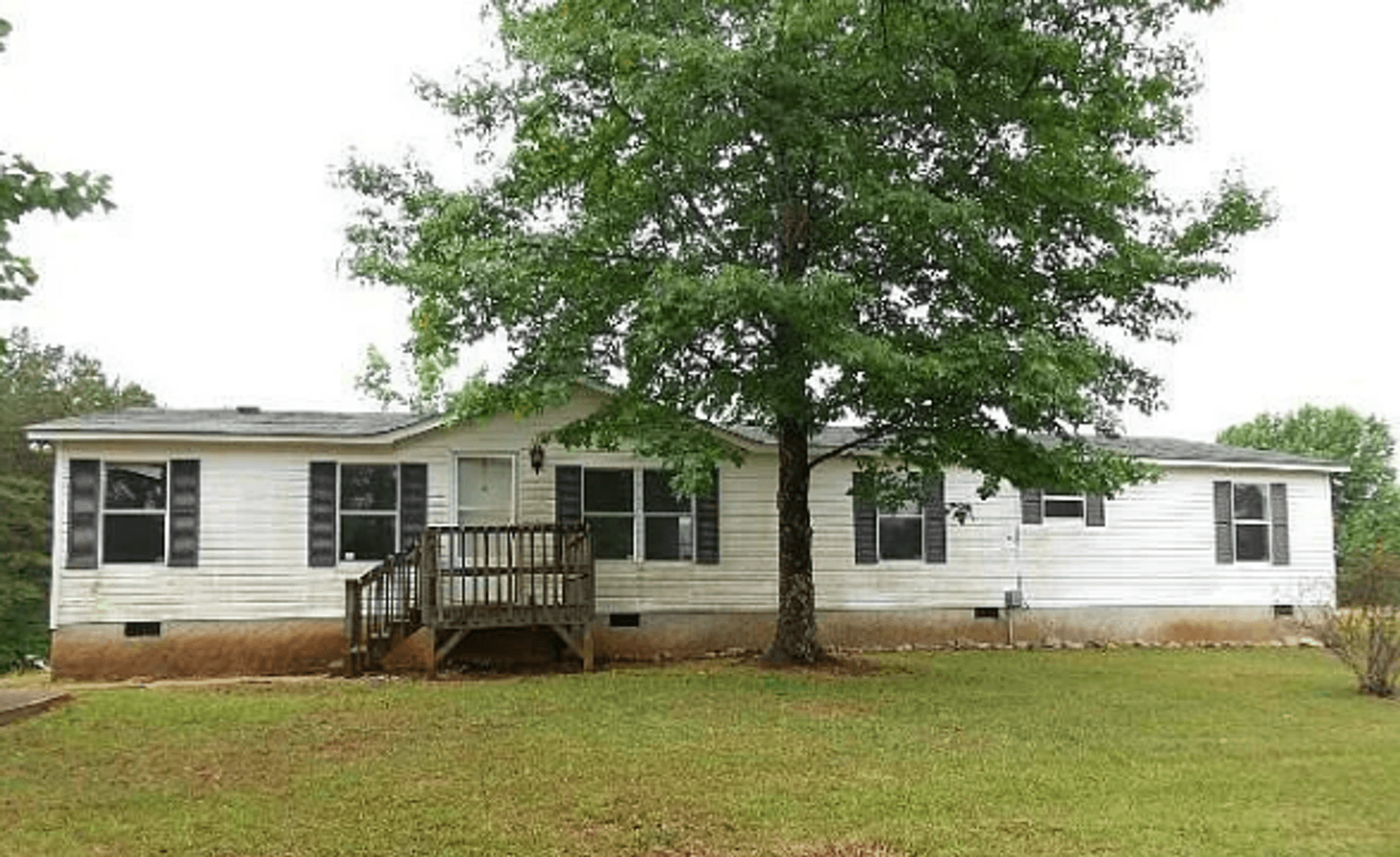 Newnan House: 340 Kelly Farm Road