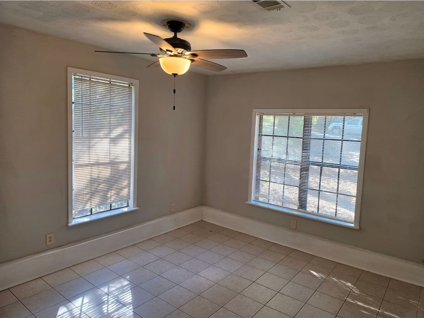 Rex House: 2930 Woodfield Drive