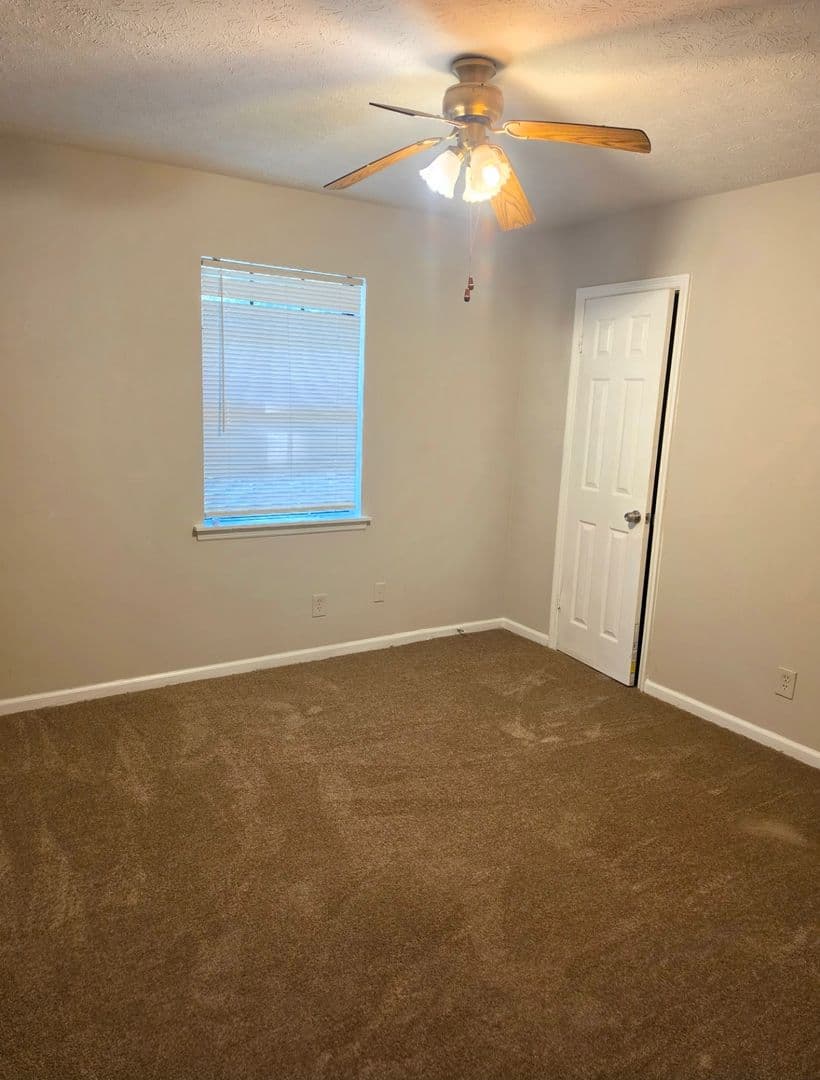 Rex House: 2930 Woodfield Drive