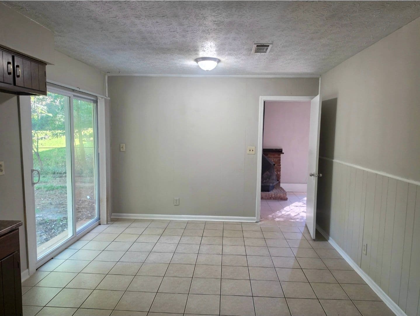 Rex House: 2930 Woodfield Drive