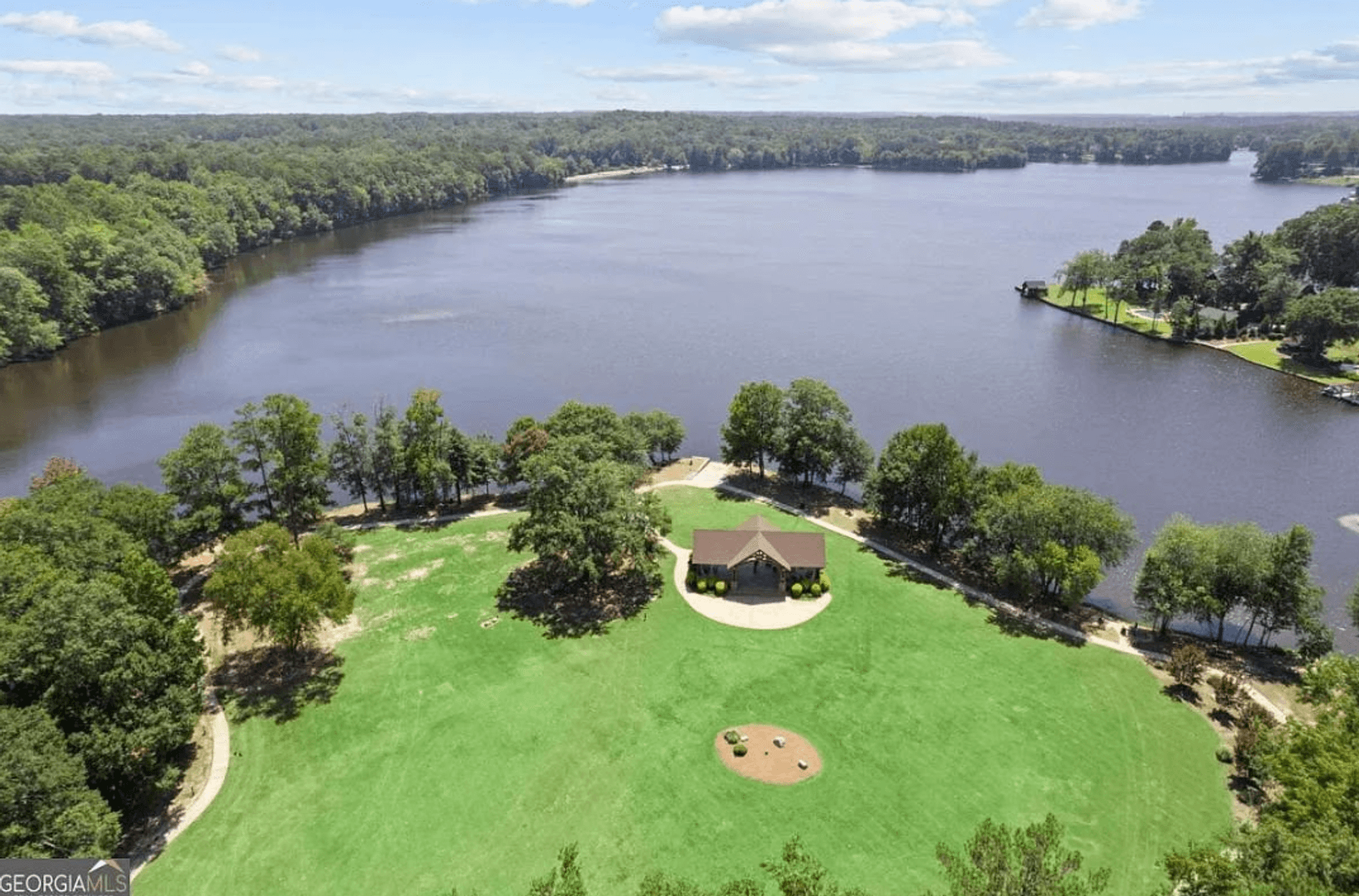 Peachtree City House: 102 Belvedere Lane