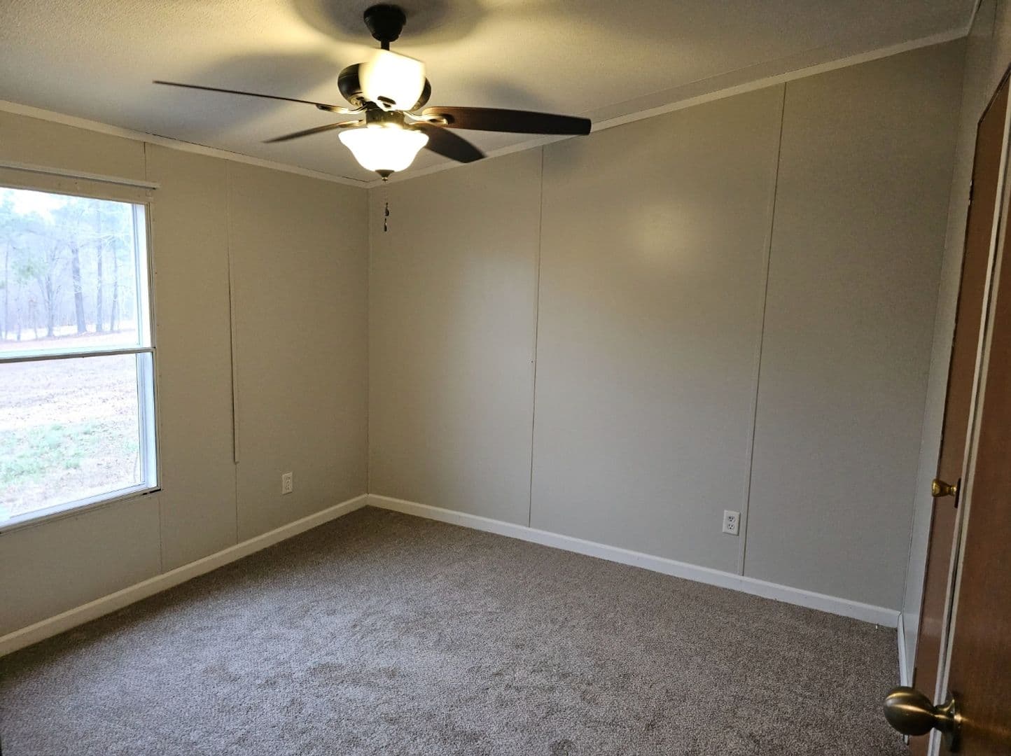 Newnan House: 340 Kelly Farm Road