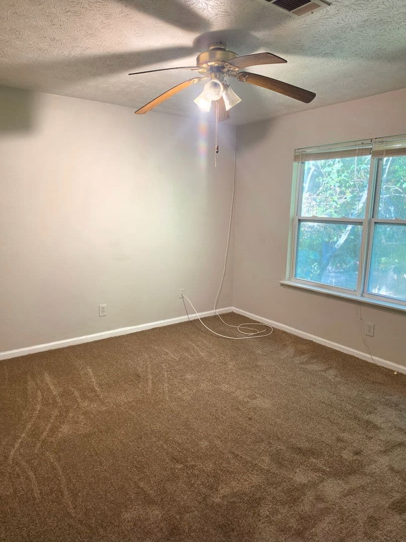 Rex House: 2930 Woodfield Drive