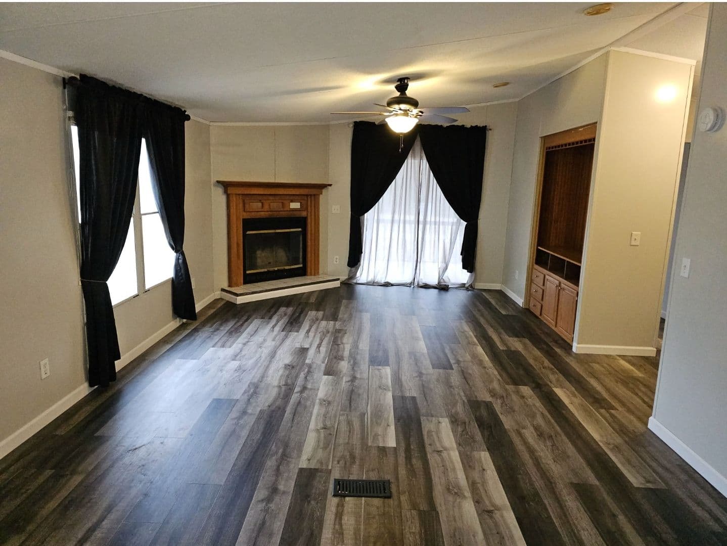 Newnan House: 340 Kelly Farm Road