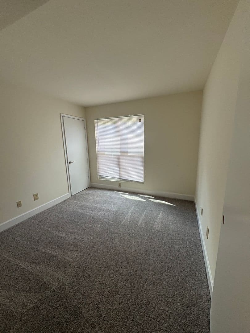 Frederick Apartment: 1000 Columbine Drive