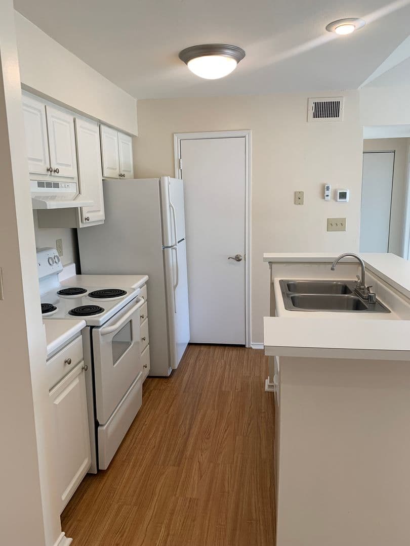 Frederick Apartment: 1000 Columbine Drive