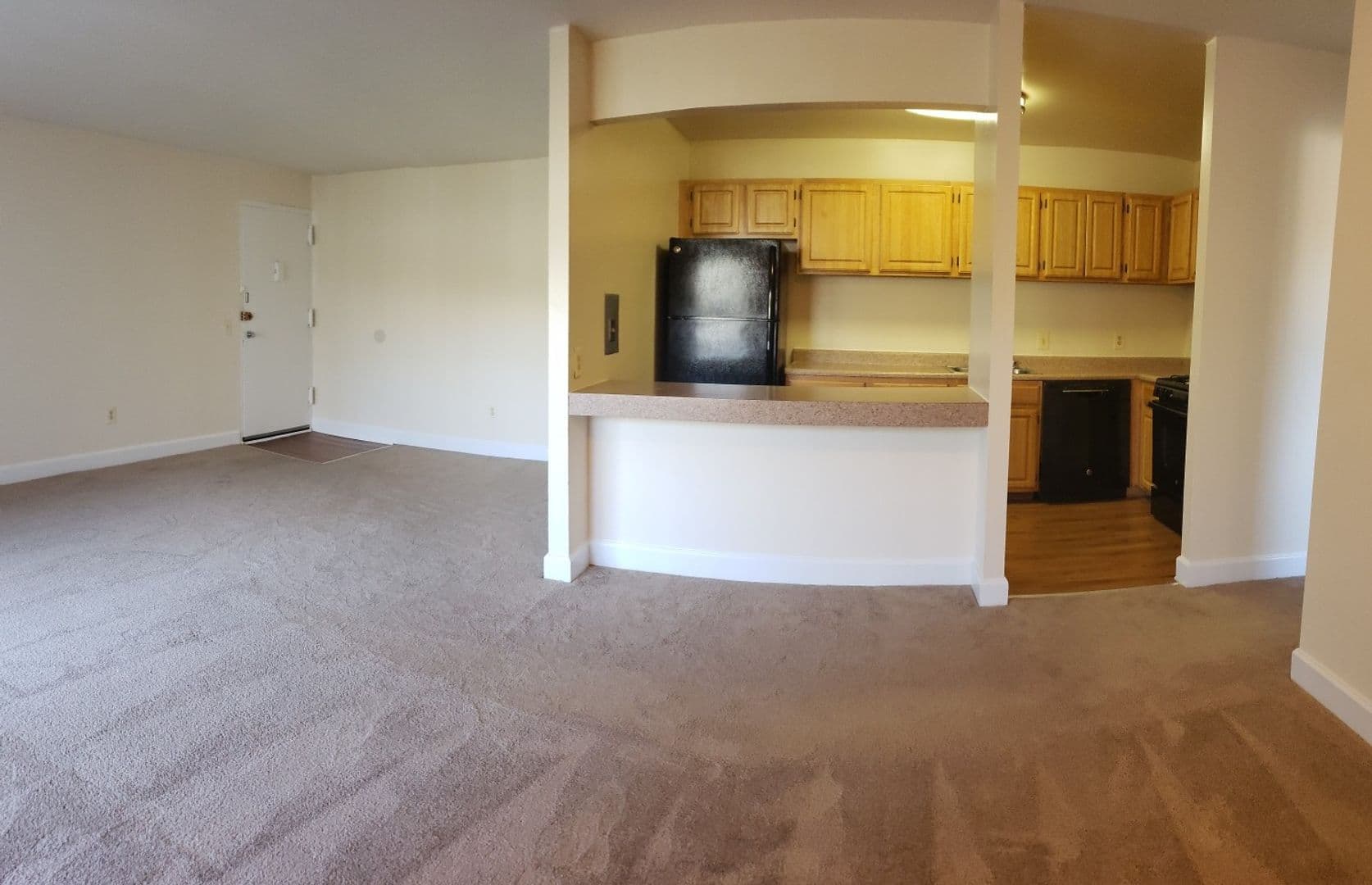 Silver Spring Apartment: 3331 Hewitt Ave
