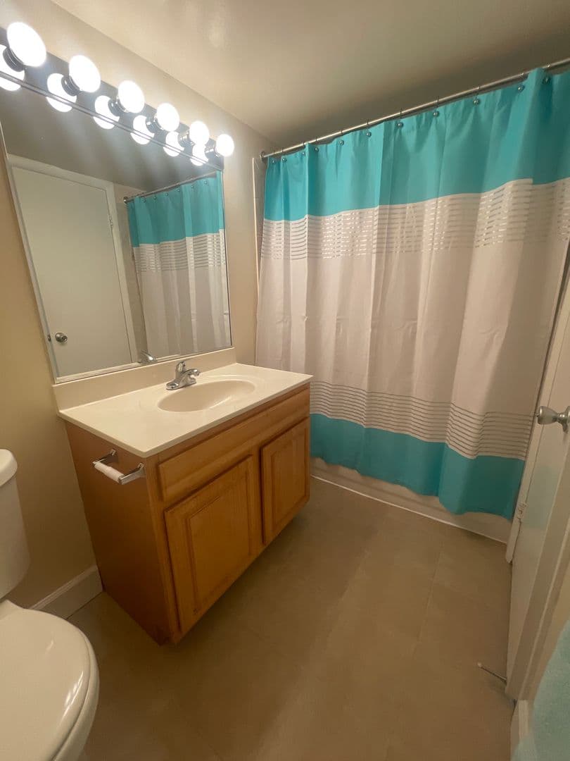 Silver Spring Apartment: 14207 Grand Pre Road