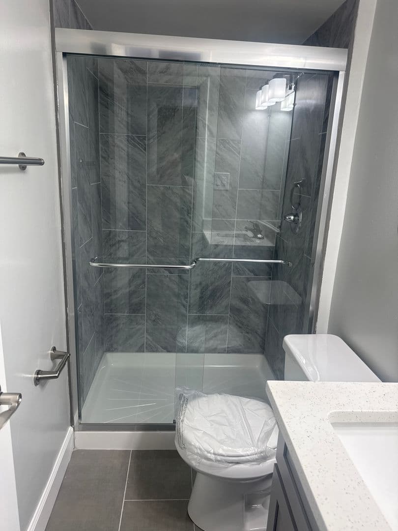 Silver Spring Apartment: 3331 Hewitt Ave