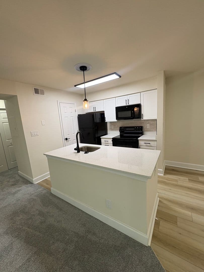 Frederick Apartment: 1000 Columbine Drive