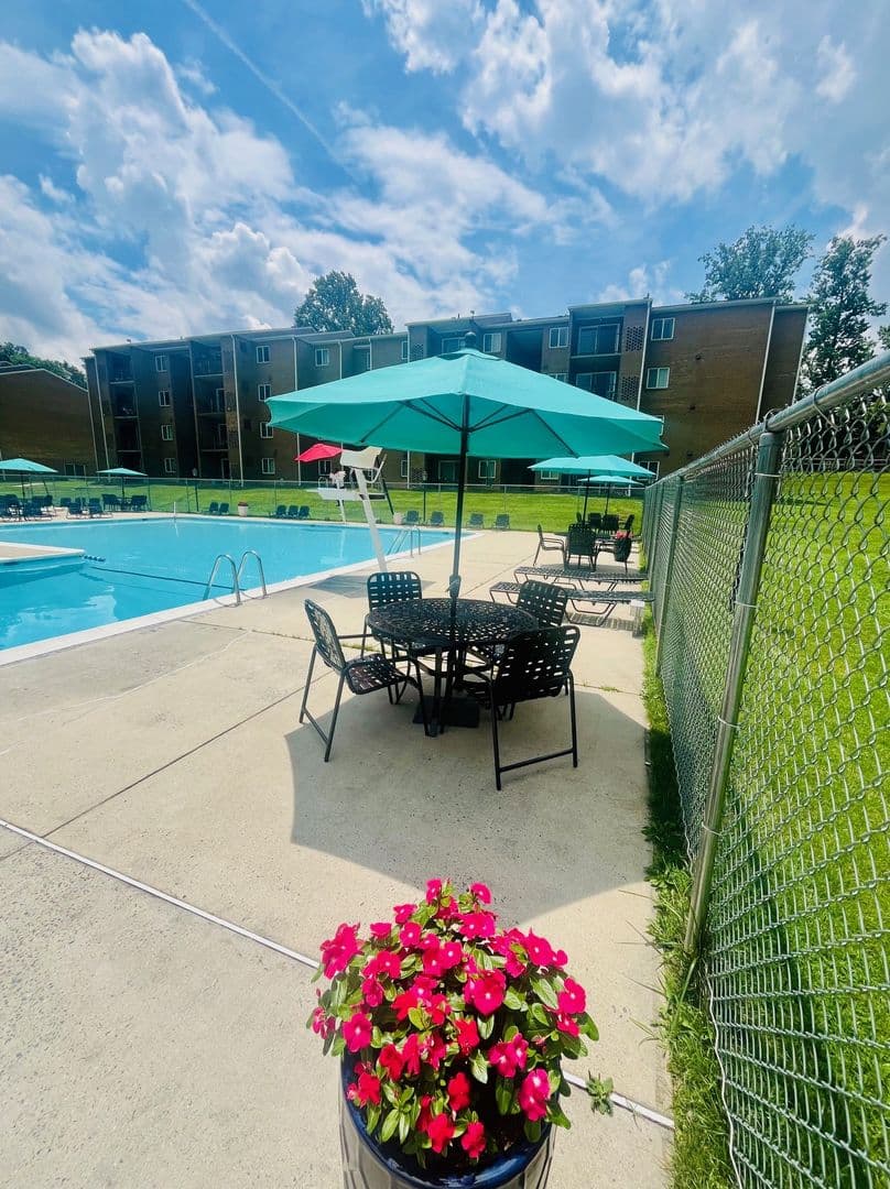 Silver Spring Apartment: 14207 Grand Pre Road