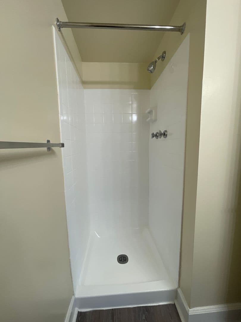 Silver Spring Apartment: 14207 Grand Pre Road