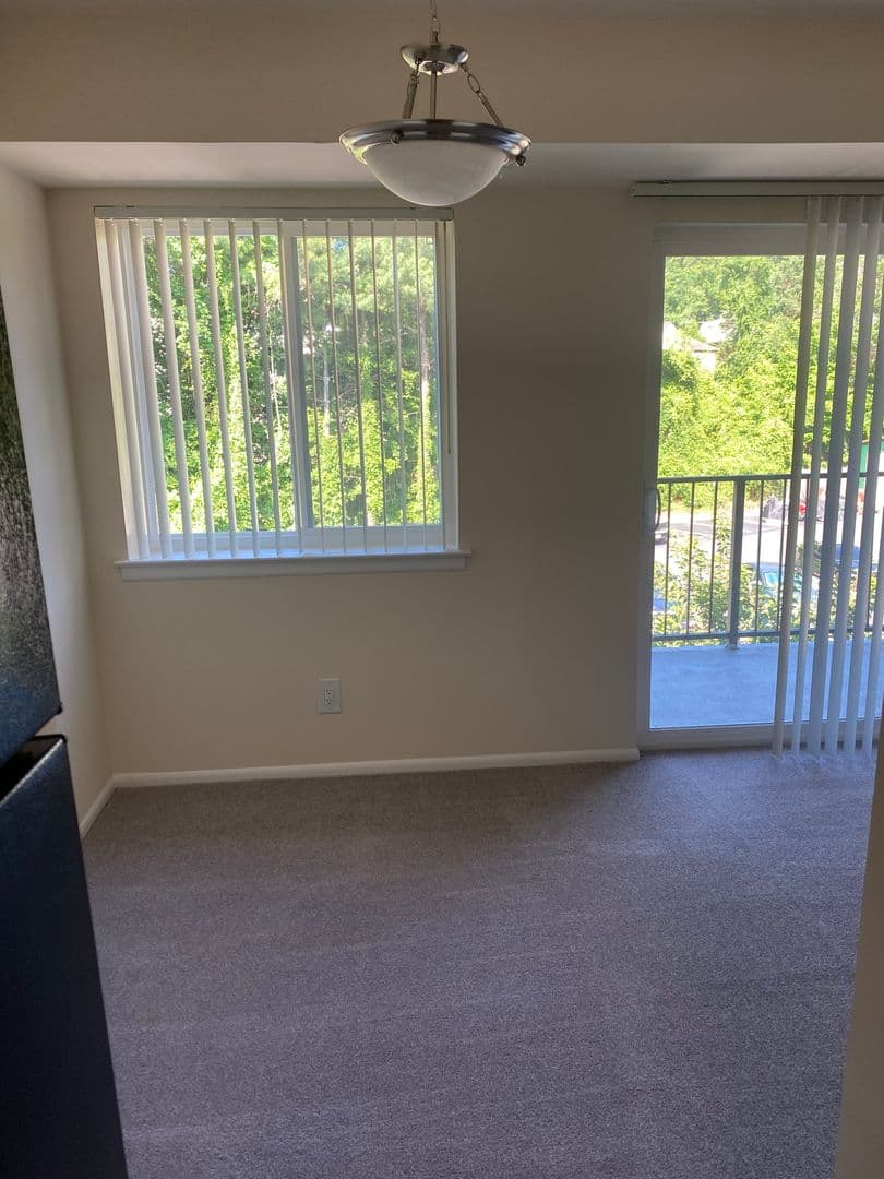 Silver Spring Apartment: 14207 Grand Pre Road