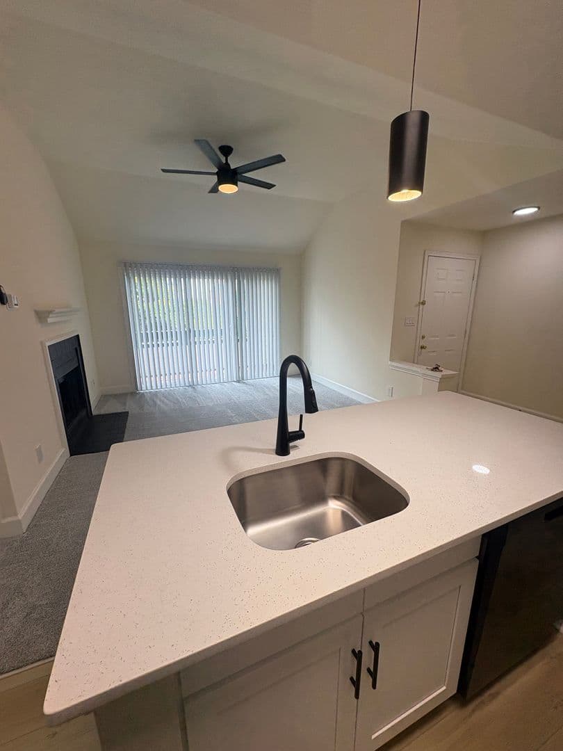 Frederick Apartment: 1000 Columbine Drive